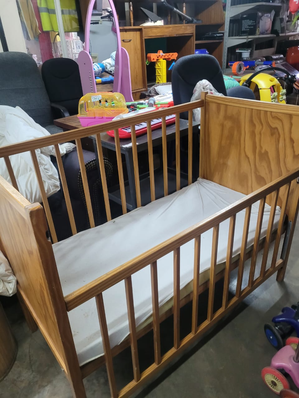 Cot bed Pine wood good complete with foam rubber mattress